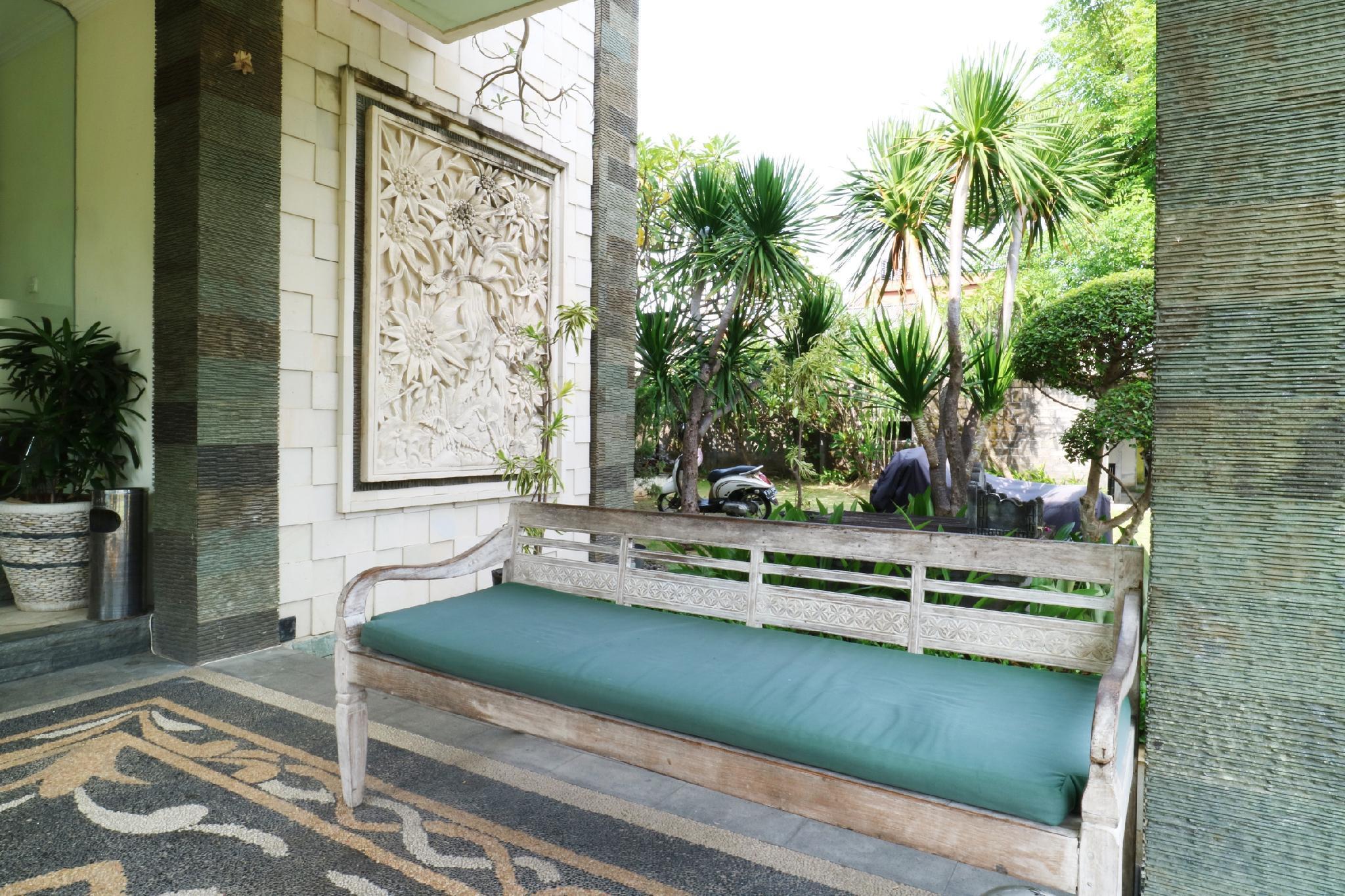 Teges Inn Kuta Kuta  Exterior photo